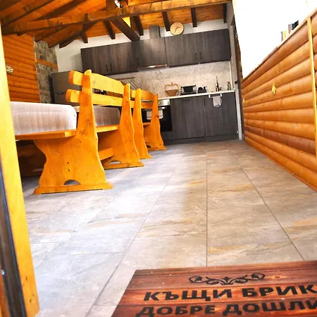 Vakantiehuis брик